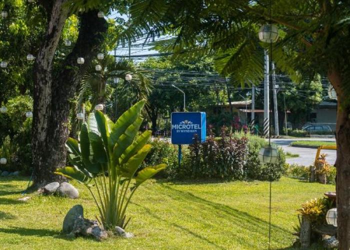 Microtel by Wyndham Tarlac