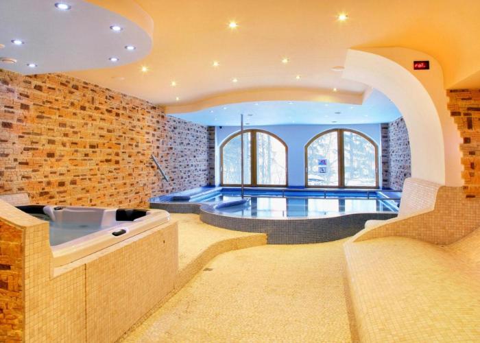 Hotel Lesana