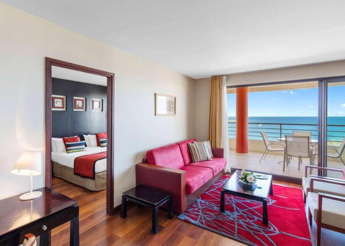 Ramada Hotel & Suites by Wyndham Noumea