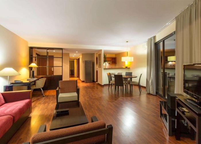 Ramada Hotel & Suites by Wyndham Noumea