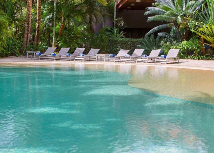 Ramada Hotel & Suites by Wyndham Noumea