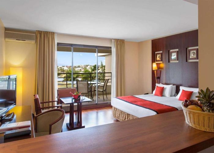 Ramada Hotel & Suites by Wyndham Noumea