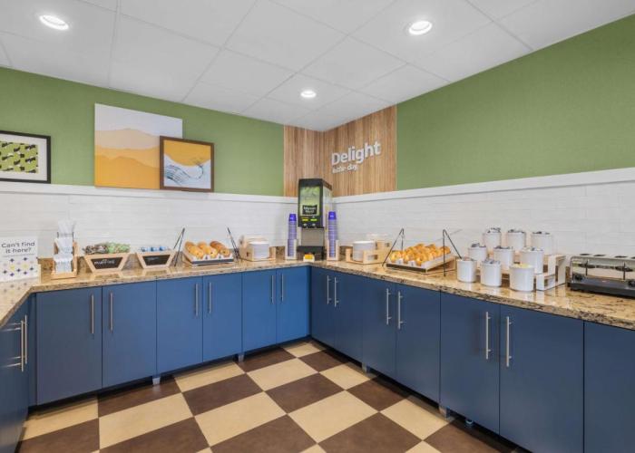 Hampton Inn Bakersfield - Central