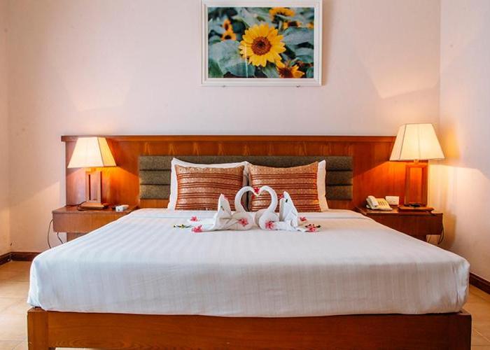 Lazi Beach Resort