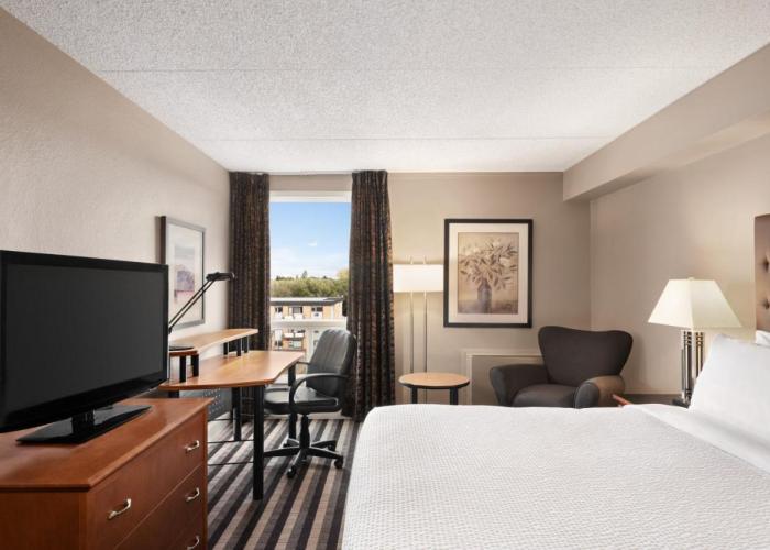 Royal Hotel Regina, Trademark Collection by Wyndham