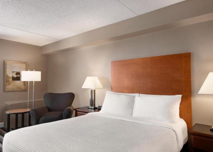 Royal Hotel Regina, Trademark Collection by Wyndham