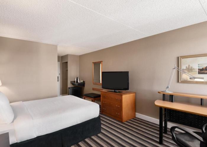 Royal Hotel Regina, Trademark Collection by Wyndham