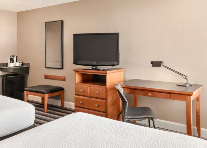 Royal Hotel Regina, Trademark Collection by Wyndham