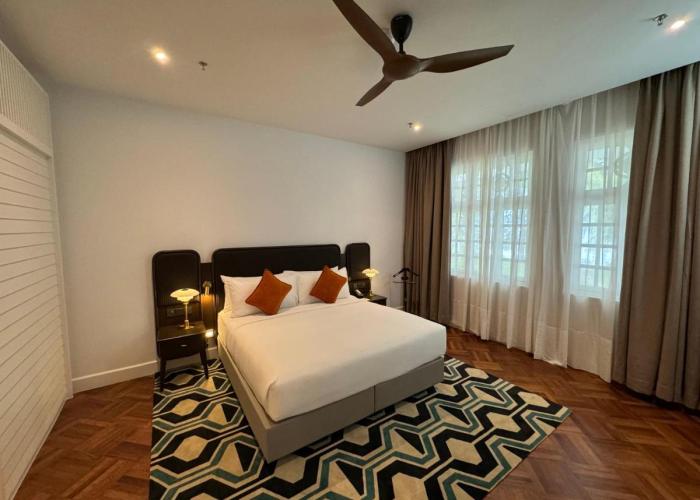 Lone Pine, The Boutique Hotel by The Beach
