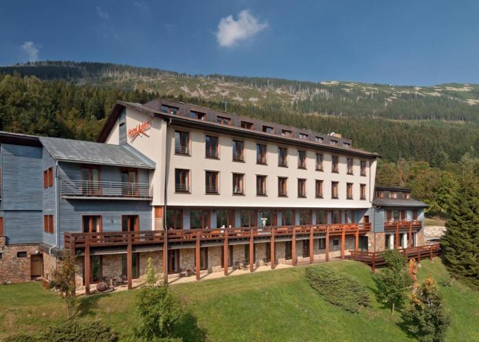 Hotel Adam