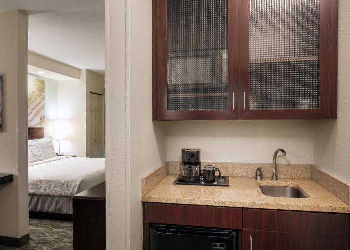 SpringHill Suites Bakersfield