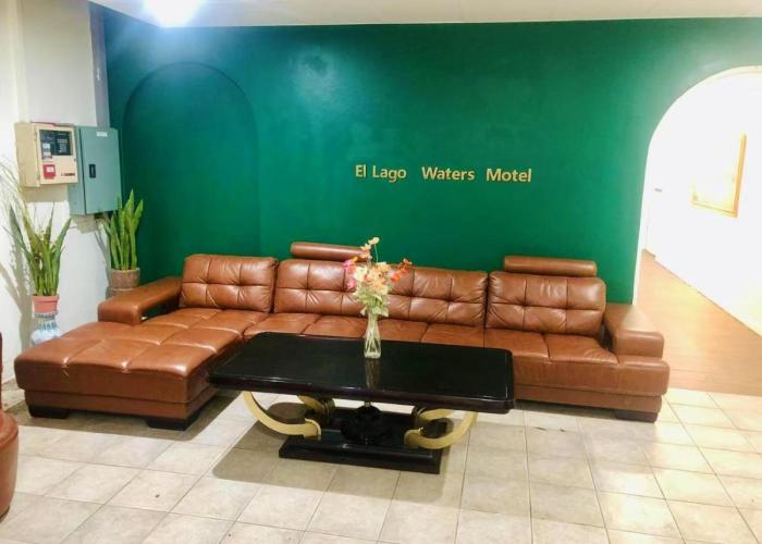 El Lago Waters Motel