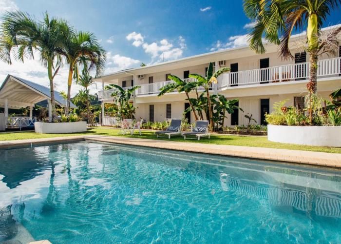 Tropicana Lagoon Apartments