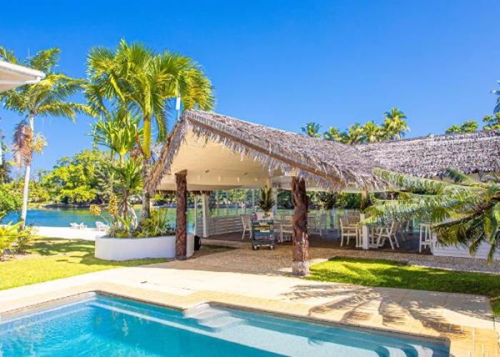 Tropicana Lagoon Apartments