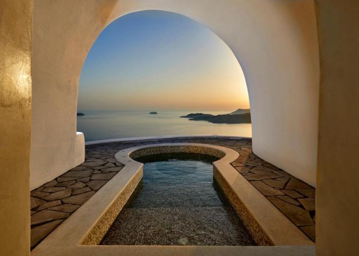 Petit Palace Suites