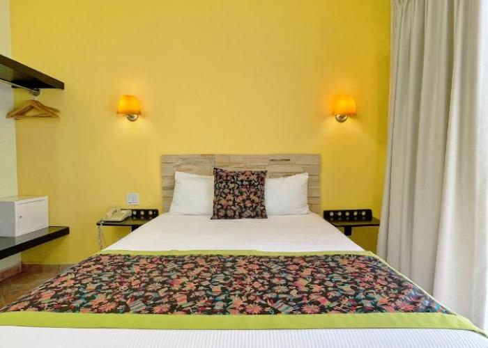 Seven Crown Express & Suites