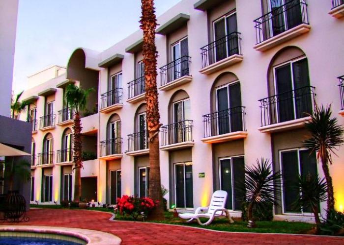 Seven Crown Express & Suites