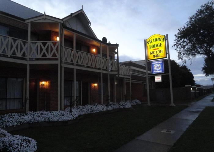 Victoria Lodge Motor Inn & Apartments