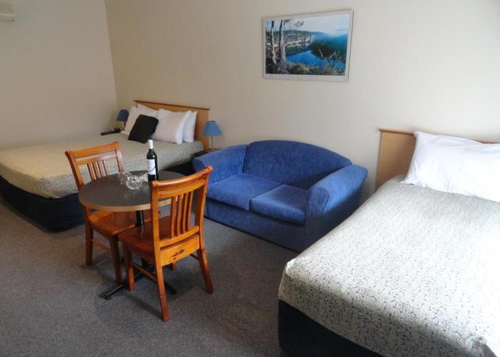 Victoria Lodge Motor Inn & Apartments