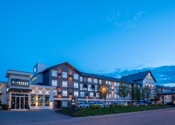 Sandman Signature Prince George Hotel