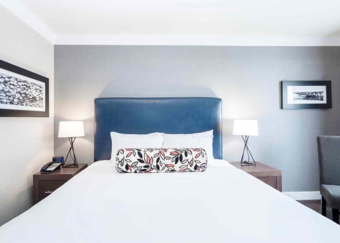 Sandman Signature Prince George Hotel