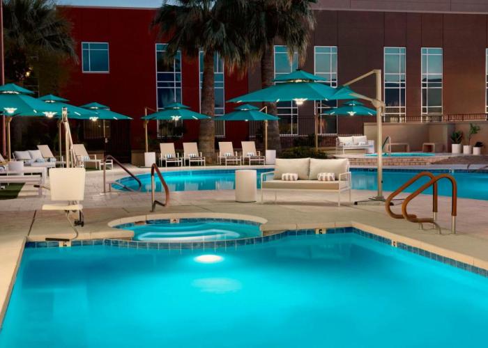 DoubleTree by Hilton Phoenix-Gilbert