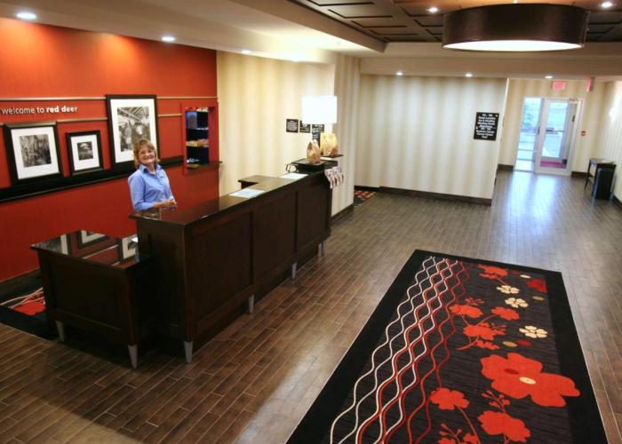 Hampton Inn & Suites Red Deer