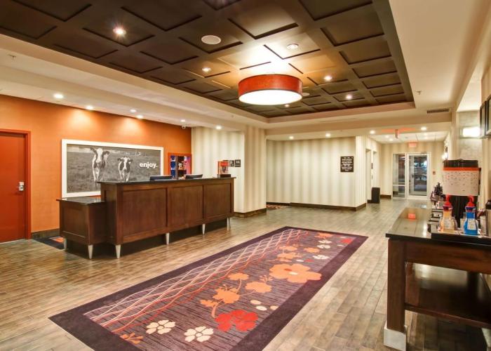 Hampton Inn & Suites Red Deer