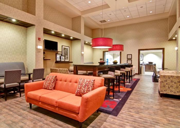 Hampton Inn & Suites Red Deer