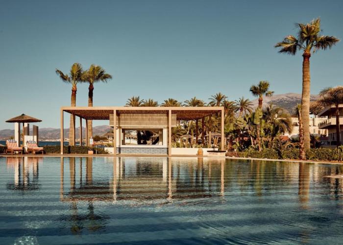 Zephyros Beach Boutique Hotel