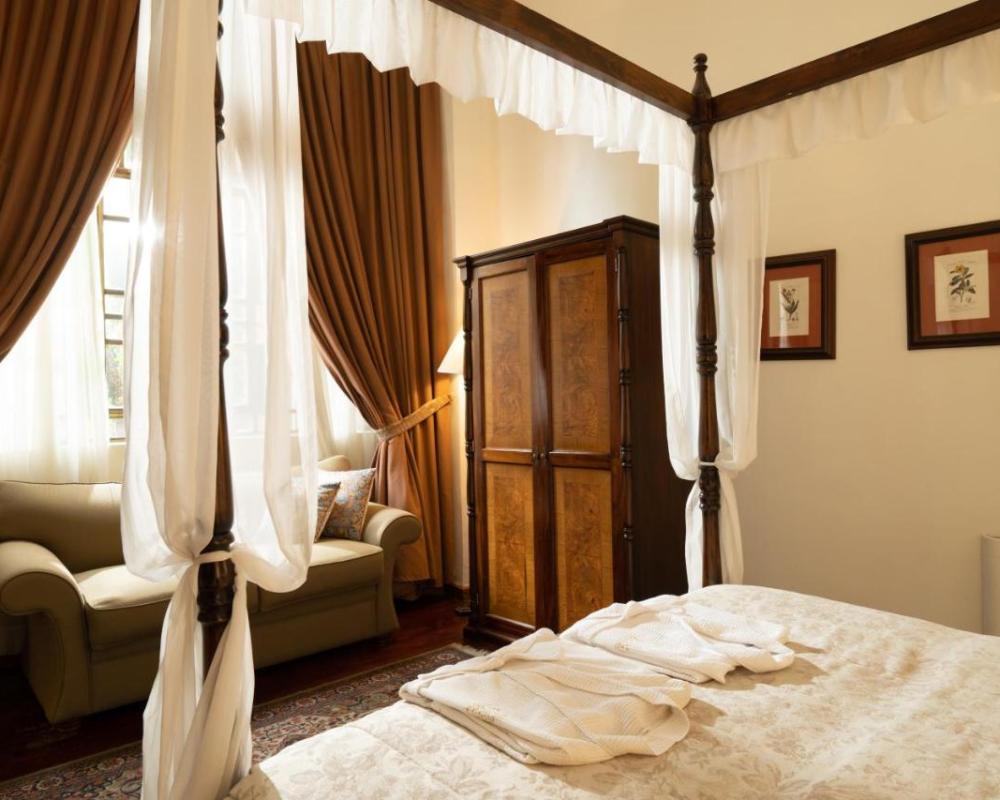 фото Mansion Alcazar
