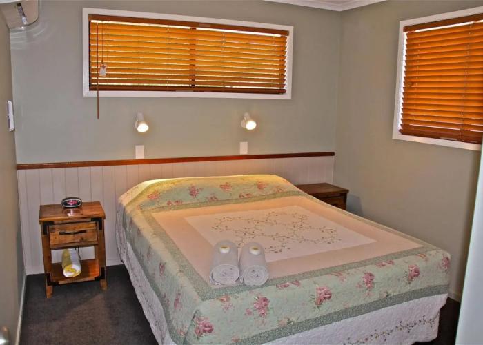 Barcaldine Country Motor Inn