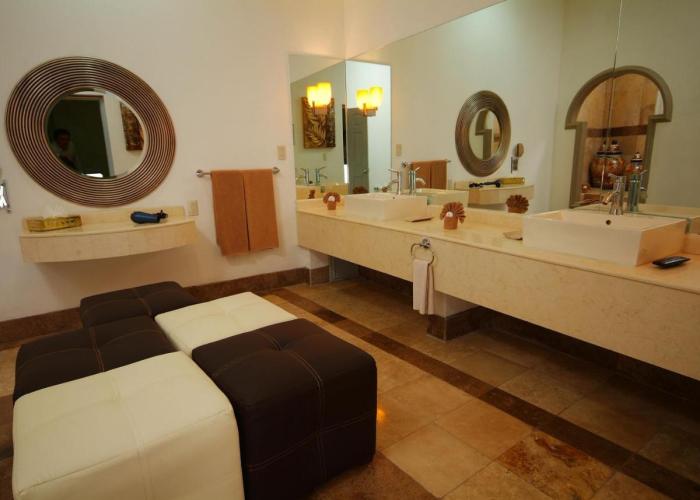 Hotel Baruk Teleferico y Mina