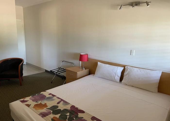 Landsborough Lodge Motel