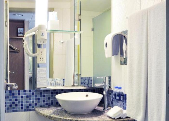 Holiday Inn Express Zhengzhou Zhongzhou, an IHG Hotel