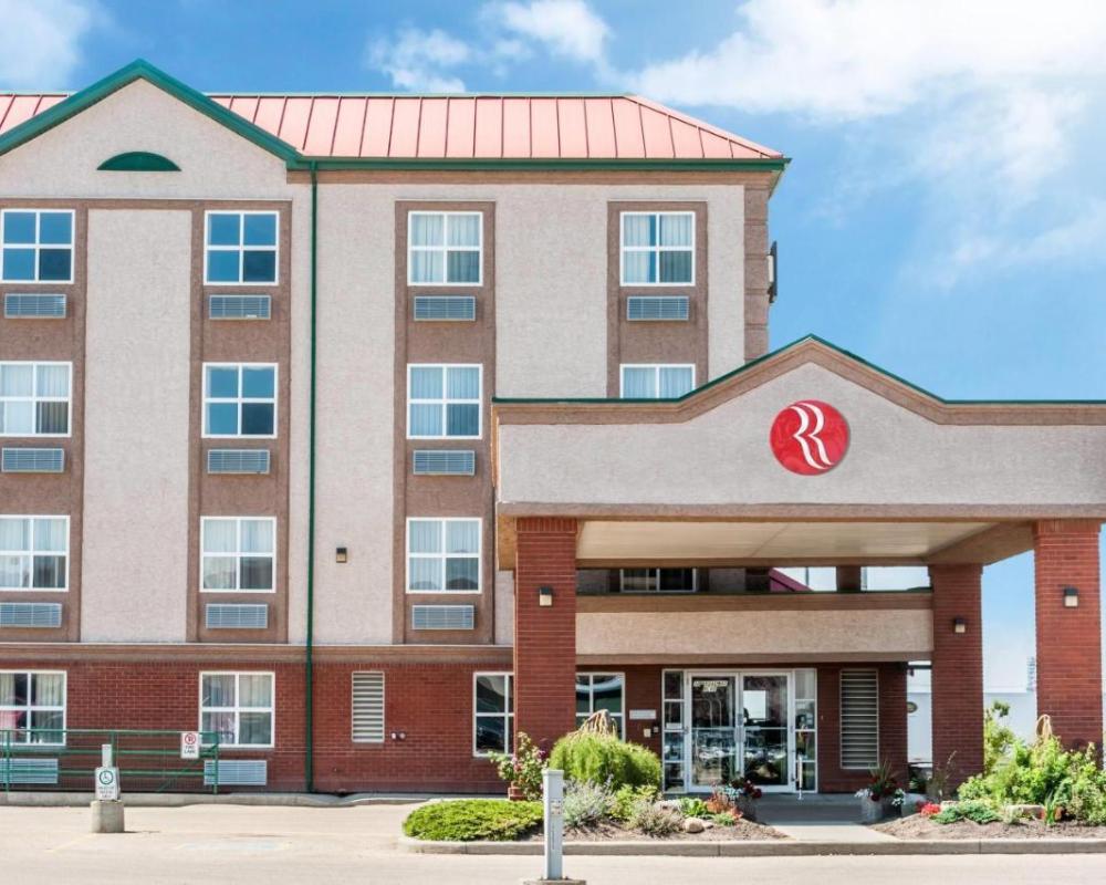 Ramada by Wyndham Sherwood Park