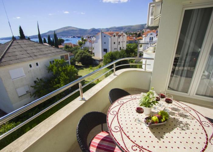 Apartments Paradise