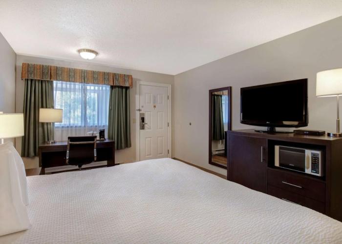 Days Inn by Wyndham Vernon