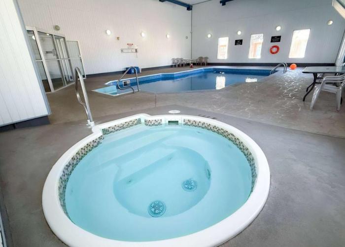 Super 8 by Wyndham Medicine Hat AB