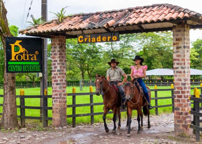Hotel Campestre La Potra