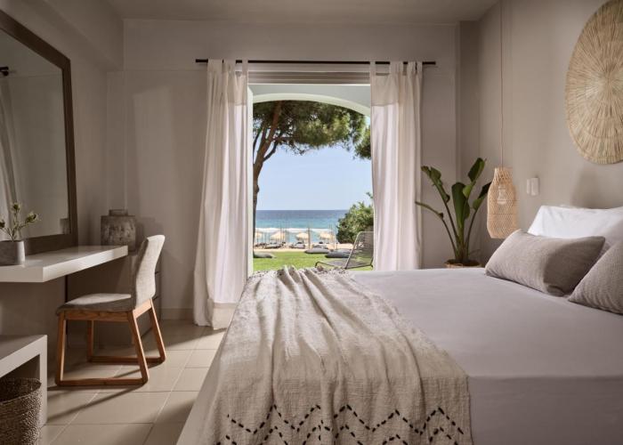 The Bay Hotel & Suites