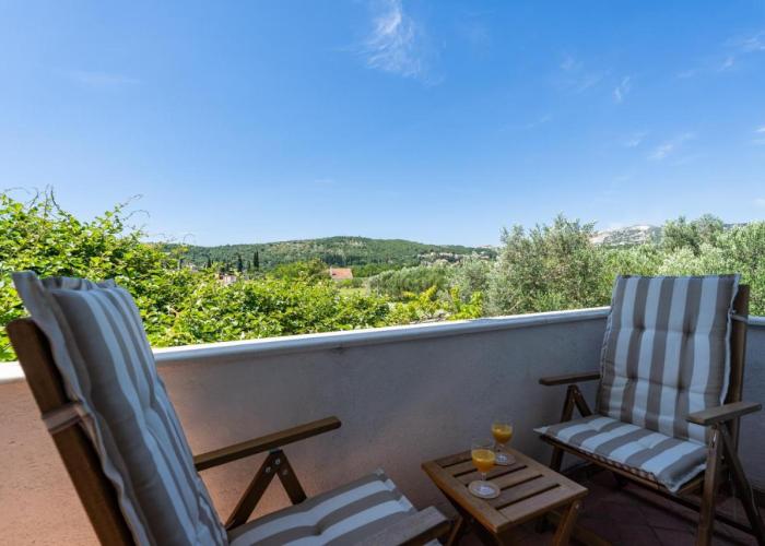 Francesca Guesthouse