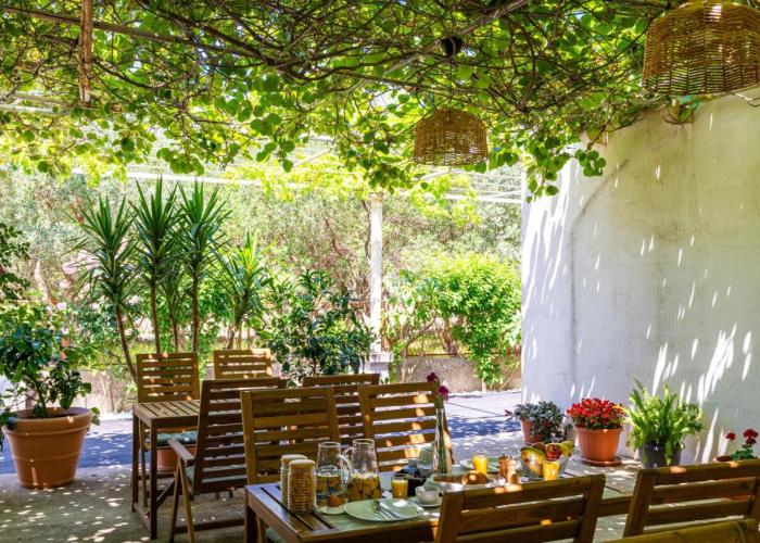 Francesca Guesthouse