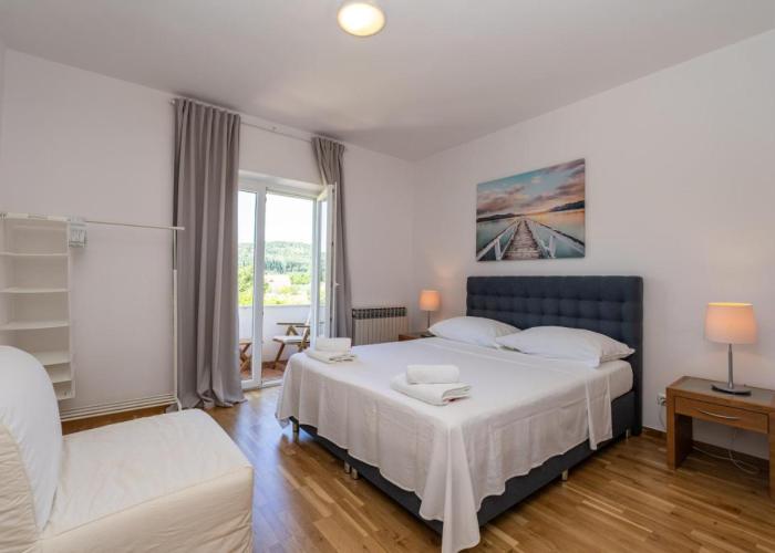 Francesca Guesthouse