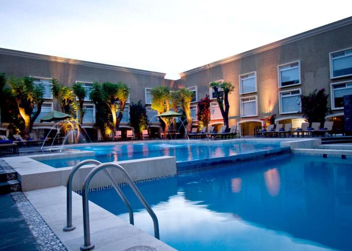 Plaza Camelinas Hotel