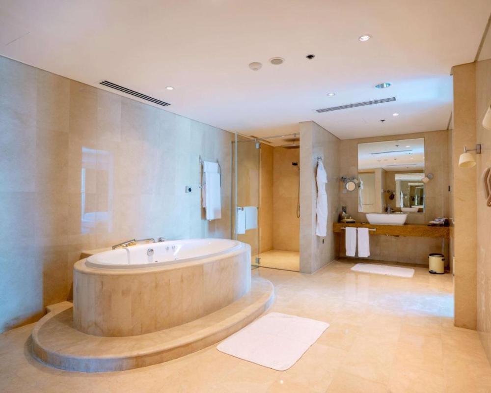 фото Hilton Doha