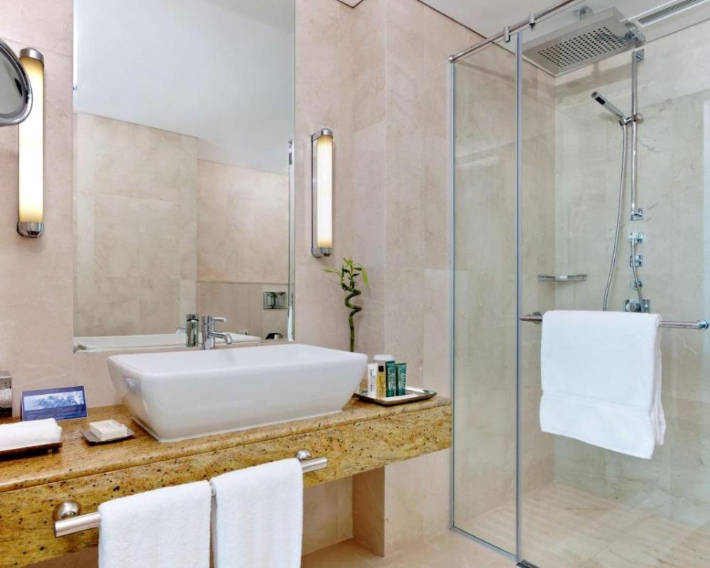 фото Hilton Doha