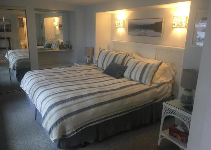 Long Lake Waterfront Bed and Breakfast