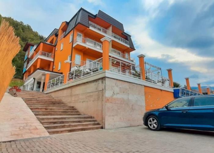 Villa Mina