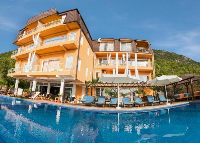 Villa Mina